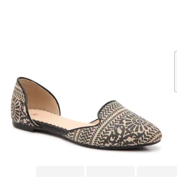 Restricted Glory Flat size 8 NWOB - Picture 1 of 11